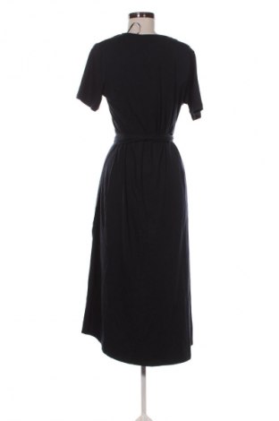 Рокля Base Level, Размер M, Цвят Син, Цена 87,99 лв.