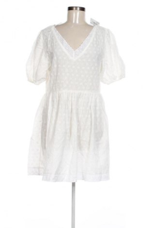 Ruha Beloved, Méret M, Szín Fehér, Ár 5 800 Ft