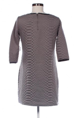 Sukienka Beloved, Rozmiar M, Kolor Szary, Cena 106,00 zł