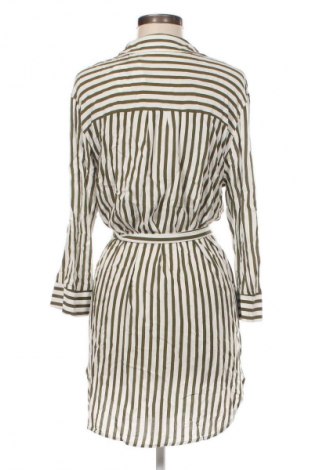 Sukienka Bershka, Rozmiar L, Kolor Kolorowy, Cena 72,99 zł