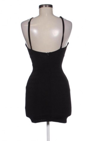 Šaty  Bershka, Velikost XS, Barva Černá, Cena  367,00 Kč