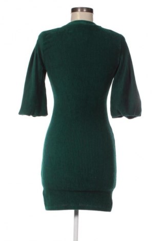 Kleid Bershka, Größe S, Farbe Grün, Preis € 14,83