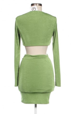 Rochie Bershka, Mărime S, Culoare Verde, Preț 74,55 Lei