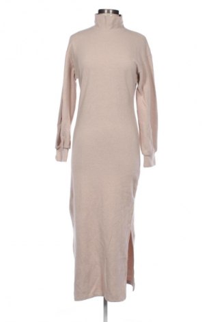 Sukienka Bershka, Rozmiar S, Kolor Beżowy, Cena 57,99 zł