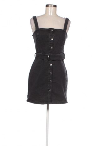 Рокля Bershka, Размер S, Цвят Черен, Цена 39,00 лв.