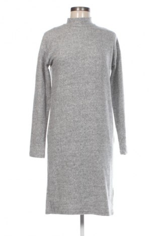 Rochie C&A, Mărime XS, Culoare Gri, Preț 78,99 Lei