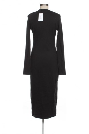 Šaty  Calvin Klein Jeans, Velikost L, Barva Černá, Cena  2 129,00 Kč