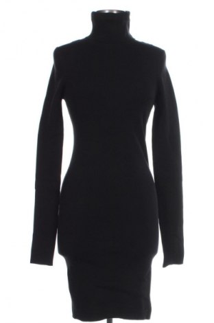 Šaty  Calvin Klein Jeans, Velikost L, Barva Černá, Cena  3 049,00 Kč