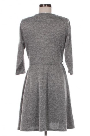 Šaty  Colloseum, Velikost L, Barva Šedá, Cena  229,00 Kč