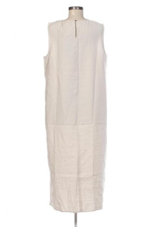 Ruha Comma,, Méret XL, Szín Ekrü
, Ár 47 839 Ft