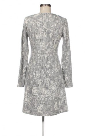 Kleid Cream, Größe M, Farbe Mehrfarbig, Preis 22,99 €