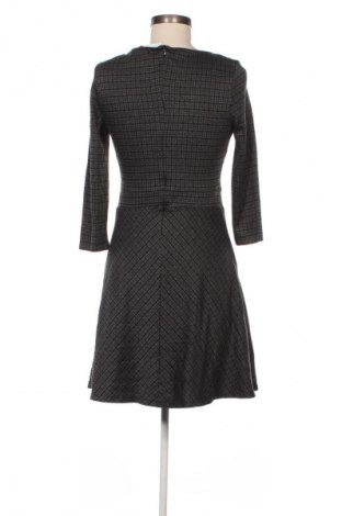 Рокля Esprit, Размер S, Цвят Многоцветен, Цена 20,99 лв.