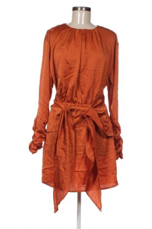 Рокля Gina Tricot, Размер M, Цвят Оранжев, Цена 16,99 лв.