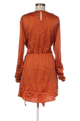 Рокля Gina Tricot, Размер M, Цвят Оранжев, Цена 16,99 лв.