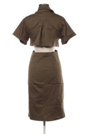 Sukienka Gina Tricot, Rozmiar S, Kolor Zielony, Cena 110,34 zł