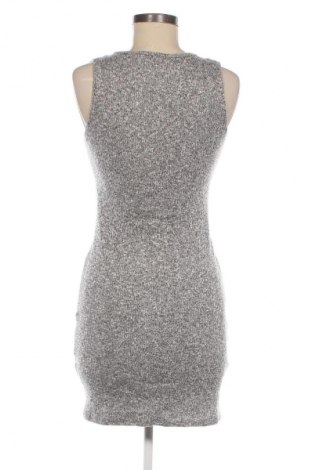 Рокля Ginger, Размер S, Цвят Сив, Цена 19,99 лв.