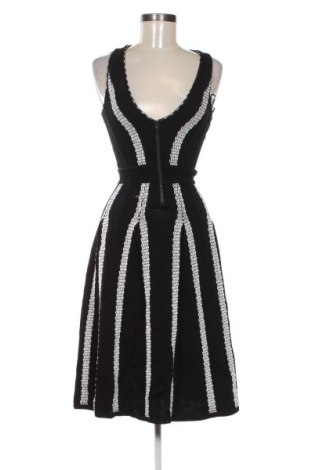 Rochie Guess, Mărime XS, Culoare Multicolor, Preț 379,99 Lei