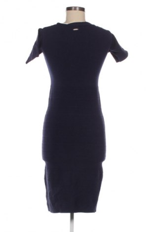 Kleid Guess, Größe M, Farbe Blau, Preis 55,79 €