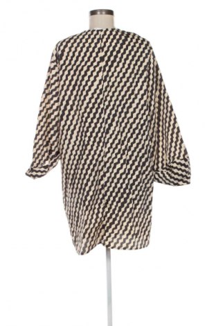 Rochie H&M, Mărime L, Culoare Multicolor, Preț 50,99 Lei