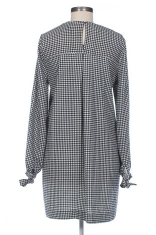 Kleid H&M, Größe M, Farbe Mehrfarbig, Preis 14,83 €