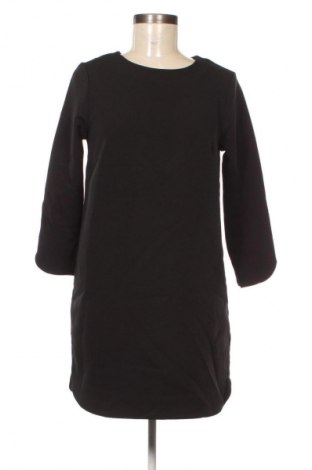 Рокля H&M, Размер S, Цвят Черен, Цена 13,99 лв.