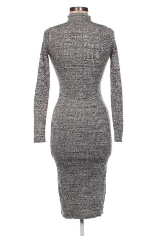 Rochie H&M, Mărime S, Culoare Multicolor, Preț 78,99 Lei