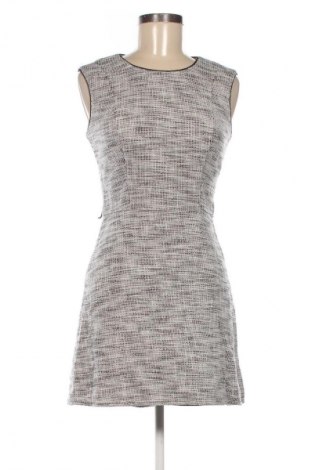 Рокля H&M, Размер S, Цвят Бежов, Цена 9,99 лв.