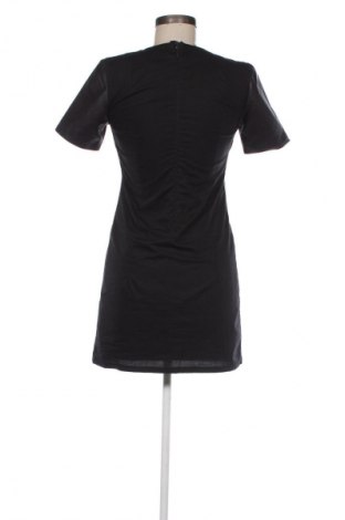 Šaty  H&M, Veľkosť M, Farba Čierna, Cena  49,62 €