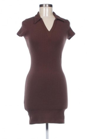 Рокля H&M Divided, Размер S, Цвят Кафяв, Цена 28,88 лв.