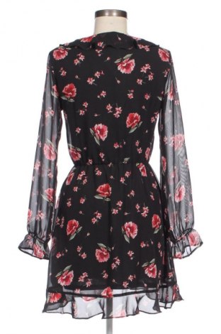 Рокля H&M Divided, Размер M, Цвят Многоцветен, Цена 29,99 лв.