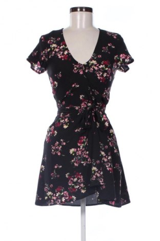 Рокля H&M Divided, Размер XXS, Цвят Многоцветен, Цена 54,15 лв.