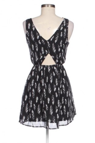 Kleid H&M Divided, Größe S, Farbe Mehrfarbig, Preis € 14,83