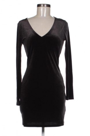 Šaty  H&M Divided, Velikost L, Barva Černá, Cena  239,00 Kč