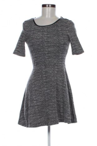 Sukienka H&M Divided, Rozmiar S, Kolor Kolorowy, Cena 80,46 zł