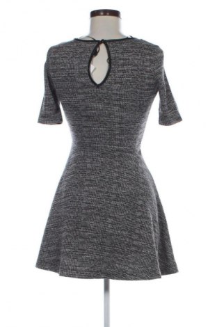 Sukienka H&M Divided, Rozmiar S, Kolor Kolorowy, Cena 80,46 zł