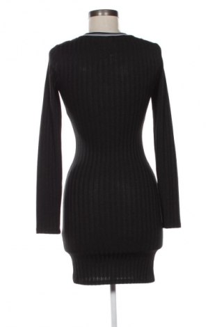 Рокля H&M Divided, Размер XS, Цвят Черен, Цена 18,99 лв.