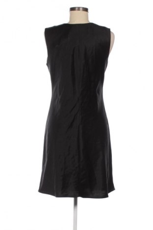 Рокля In Wear, Размер M, Цвят Черен, Цена 66,99 лв.