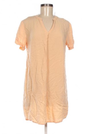 Sukienka Janina, Rozmiar M, Kolor Różowy, Cena 66,67 zł