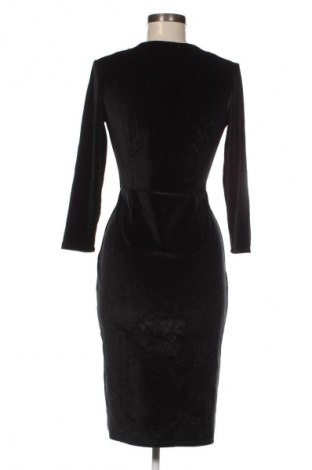 Рокля Kapalua, Размер S, Цвят Черен, Цена 17,99 лв.