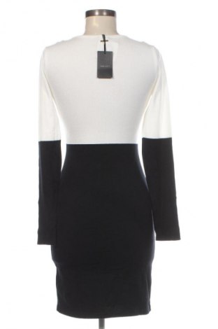 Ruha Laura Scott, Méret S, Szín Fekete, Ár 11 839 Ft