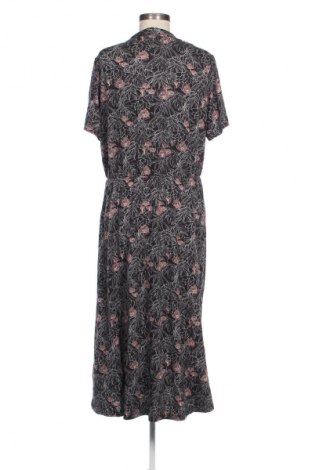 Рокля Laura Scott, Размер XL, Цвят Многоцветен, Цена 37,99 лв.