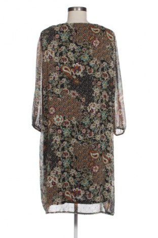 Рокля Lola & Liza, Размер XL, Цвят Многоцветен, Цена 48,88 лв.