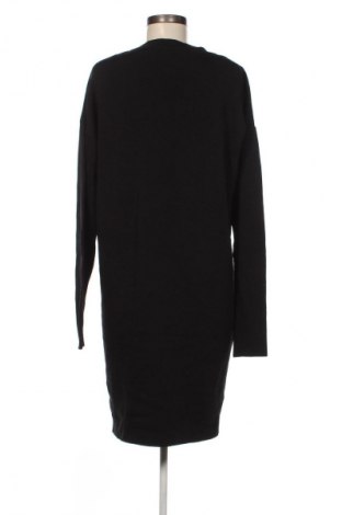 Рокля Long Tall Sally, Размер M, Цвят Черен, Цена 36,99 лв.