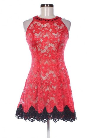 Sukienka Lucy, Rozmiar M, Kolor Czerwony, Cena 133,33 zł