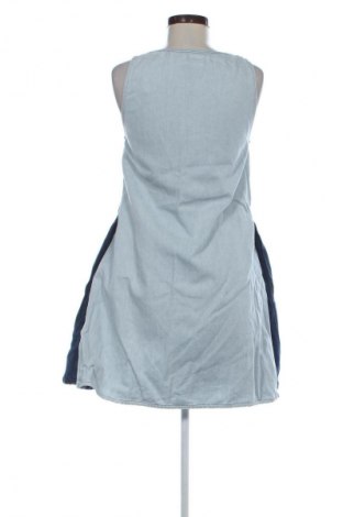 Рокля MM6 Maison Martin Margiela, Размер M, Цвят Многоцветен, Цена 191,00 лв.