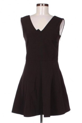 Рокля Mango, Размер M, Цвят Черен, Цена 30,46 лв.