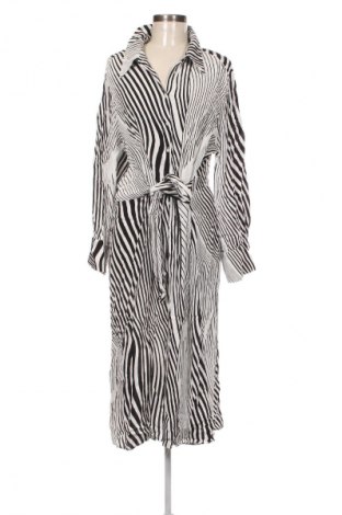 Рокля Mango, Размер XXL, Цвят Многоцветен, Цена 47,88 лв.