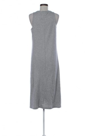 Рокля Mango, Размер L, Цвят Сив, Цена 45,00 лв.