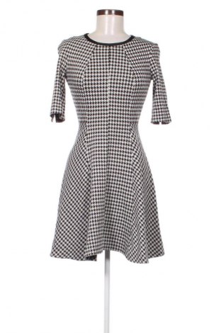 Рокля Marella, Размер S, Цвят Многоцветен, Цена 111,80 лв.