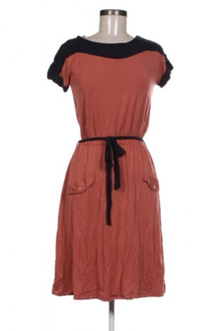 Рокля Mint & Berry, Размер S, Цвят Червен, Цена 23,99 лв.